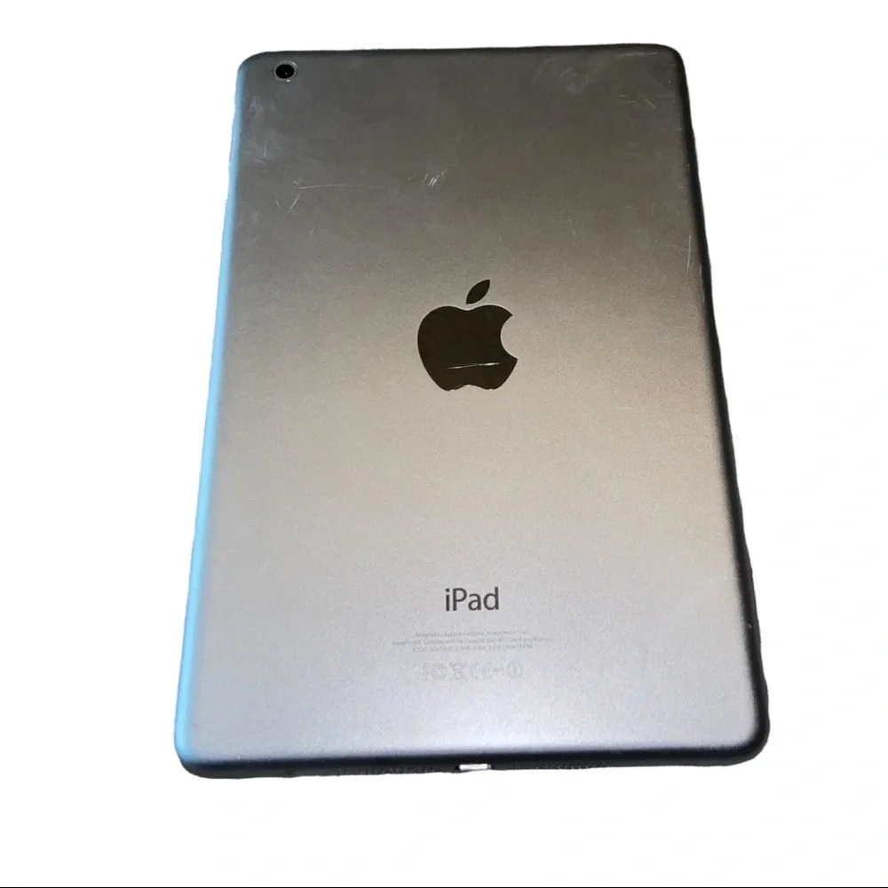 Apple IPad 12GB 1st generation
